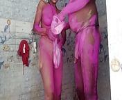On the day of Holi, sister-in-law was painted and brother-in-law took her to the bathroom and fucked her. from took the day off to get creampie from the man