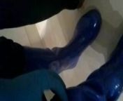 clean my blue wellies insite from vagina insite camera