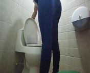 AMATEUR CAMERA IN PUBLIC TOILET IN SHOPPING MALL IN MADRID from xxx shopping mall