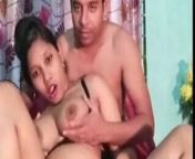 Bad couple romance and fucking from balgladeshi sex with bad talk