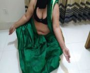 Tamil Savita Aunty Ko Jabardast Chudai padosi from savita aunty big bobs