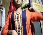 Hindu ladkiya selfie banate hue boobs desi hindu ladki from ladkiya muth kaise marti
