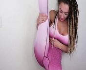 MILF Youtuber See Through Leggings Try On and Squat from now see youtube of daya
