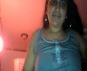 Indian aunty shows her hot body from indian aunty webcam boob show