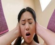 OC Teen Asian Elle Voneva Gets Her Tight Cooch Stretched Out from 如何画出独一无二的ocqs2100 cc如何画出独一无二的oc fsm