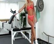 Athletic Blonde Silvia Saint Works One Out At The Gym And You Can See Her Cum feat. Silvia Saint - Perv Milfs n Teens from gym and sa