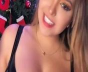 Tiktok girl hot boobs showing from sexy tiktok girl shows nip slip while making up