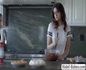Busty babe asked to help to her stepsis bake a cake from porn bark