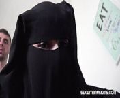 POOR MUSLIM NIQAB GIRL from muslim neqab gail