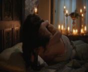 Sai Bennett - ''The Spanish Princess'' s2e05 from topless nude in english movies