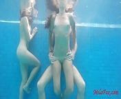 Two girls fucked right underwater in the pool! from » girl fuck