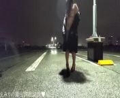 EmiriPublic nudity at store& Pissing in public place from 扬州市