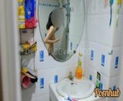 Thai girl taking a shower แอบถ่ายสาวอาบน้ำโดนจับได้ ก็เลยเย็ดกันเลยสงสัยจะเงี่ยน from สาวอาบน้ำใสผ้าถุง