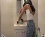 [Voyeur Cam] Germaphobe GF scrubs my bathroom during Covid 19 from voyeur cam in