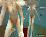 Two hot chicks enjoy swimming pool naked from bhabir voda chosa